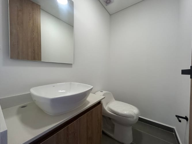 Apartamento de 2 alcobas en arriendo en Loma Del Escobero, Envigado, 77 m² · foto 17 de 24