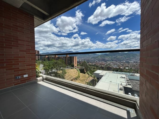 Apartamento de 2 alcobas en arriendo en Loma Del Escobero, Envigado, 77 m² · foto 23 de 24
