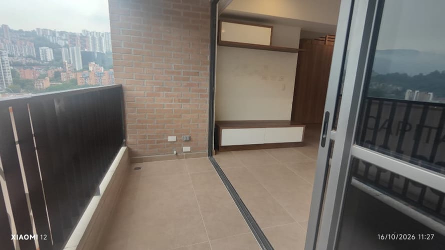 Apartamento de 3 alcobas en arriendo en Ciudad Del Río, Medellín, 80 m² · foto 5 de 18