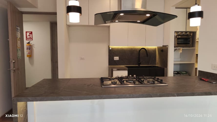 Apartamento de 3 alcobas en arriendo en Ciudad Del Río, Medellín, 80 m² · foto 6 de 18
