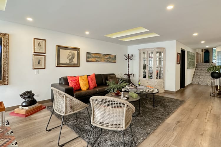 Apartamento de 2 alcobas en venta en El Retiro, Bogotá, 150 m² · foto 3 de 24