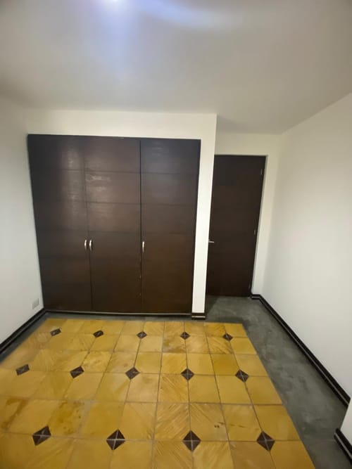Apartamento de 2 alcobas en arriendo en La Arboleda, Cali, 120 m² · foto 17 de 21