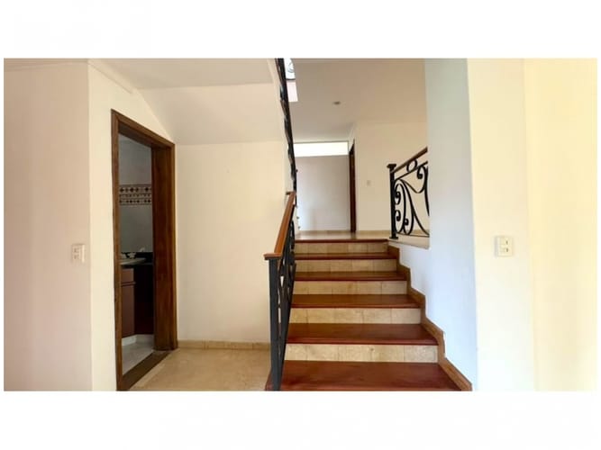 Casa de 4 alcobas en venta en Las Lomas No.2, Medellín, 281 m² · foto 12 de 13