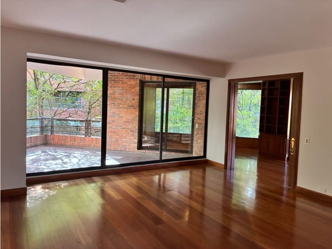 Apartamento de 4 alcobas en venta en La Cabrera, Bogotá, 440 m² · foto 5 de 24
