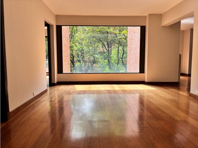 Apartamento de 4 alcobas en venta en La Cabrera, Bogotá, 440 m² · foto 7 de 24