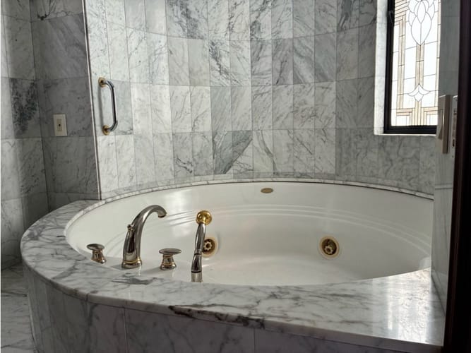 Apartamento de 4 alcobas en venta en La Cabrera, Bogotá, 440 m² · foto 14 de 24