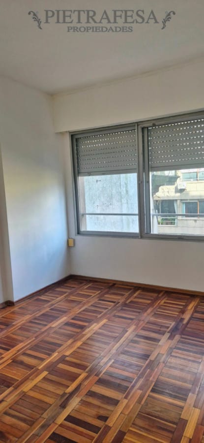 Apartamento en alquiler, 1 dormitorio, 1 baño, garaje. Centro. · Foto 6
