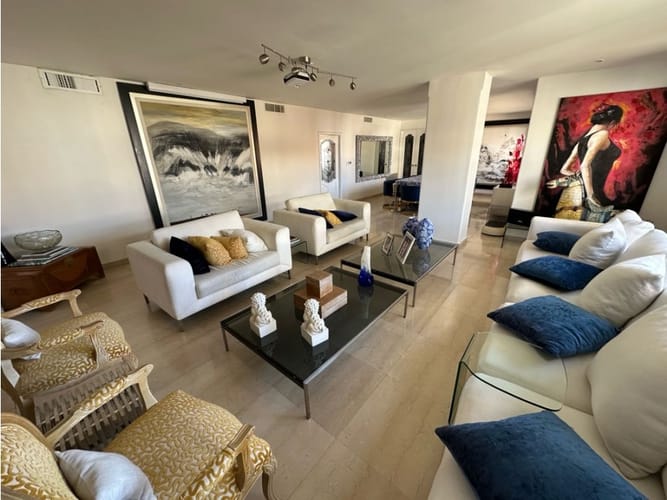 Apartamento de 4 alcobas en venta en Villa Country, Barranquilla, 345 m² · foto 2 de 20