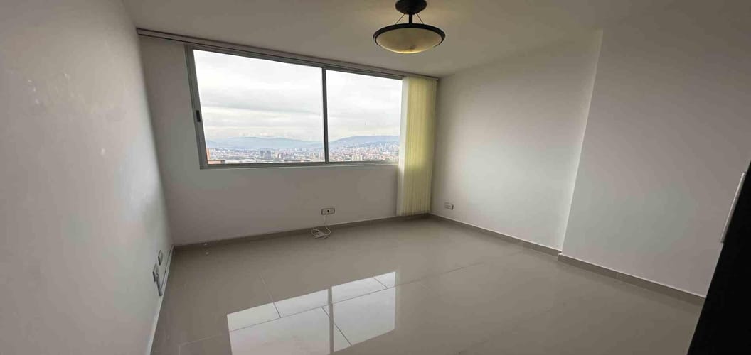Apartamento de 3 alcobas en arriendo en La Cuenca, Envigado, 80 m² · foto 6 de 16