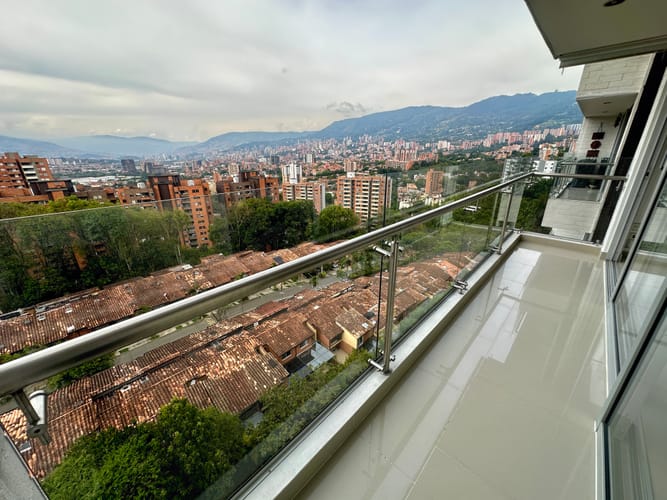 Apartamento de 3 alcobas en arriendo en La Cuenca, Envigado, 80 m² · foto 15 de 16
