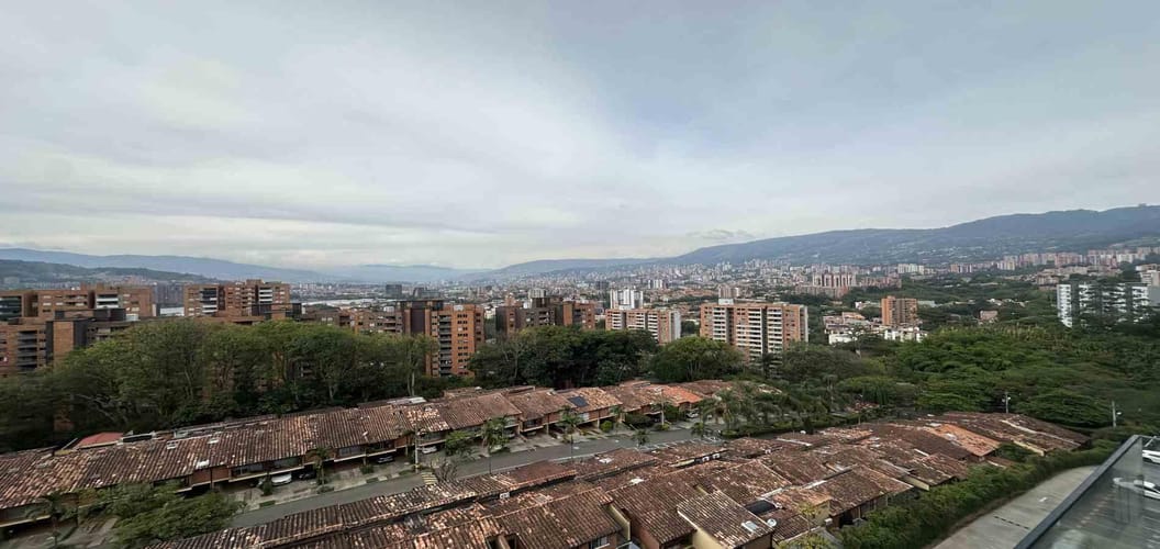 Apartamento de 3 alcobas en arriendo en La Cuenca, Envigado, 80 m² · foto 16 de 16