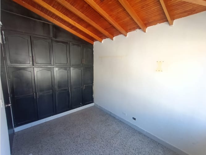 Apartamento de 3 alcobas en arriendo en Playa Rica, Bello, 45 m² · foto 8 de 12