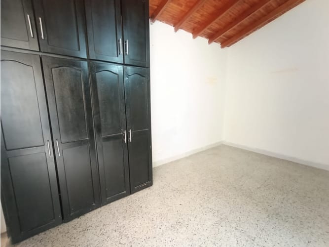 Apartamento de 3 alcobas en arriendo en Playa Rica, Bello, 45 m² · foto 10 de 12