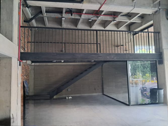 Local en arriendo en Laureles, Medellín, 98 m² · foto 3 de 4
