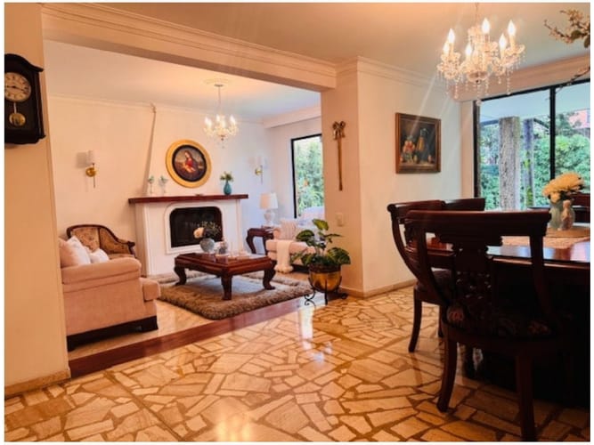 Casa de 3 alcobas en venta en La Florida, Medellín, 266 m² · foto 8 de 24