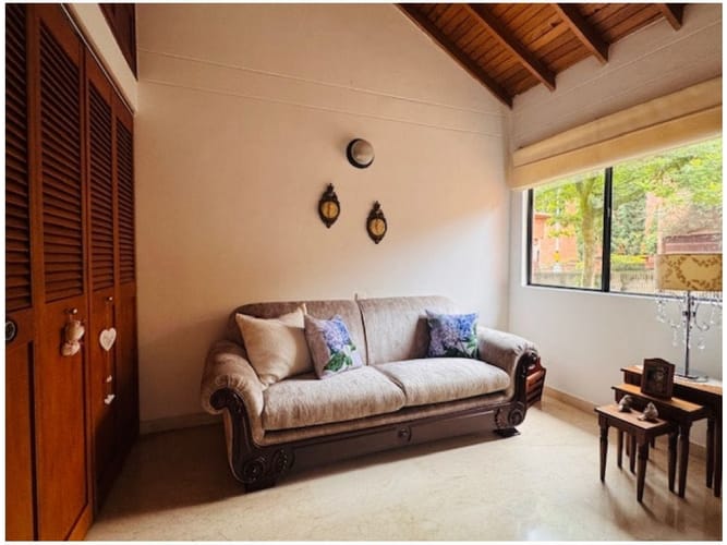 Casa de 3 alcobas en venta en La Florida, Medellín, 266 m² · foto 22 de 24
