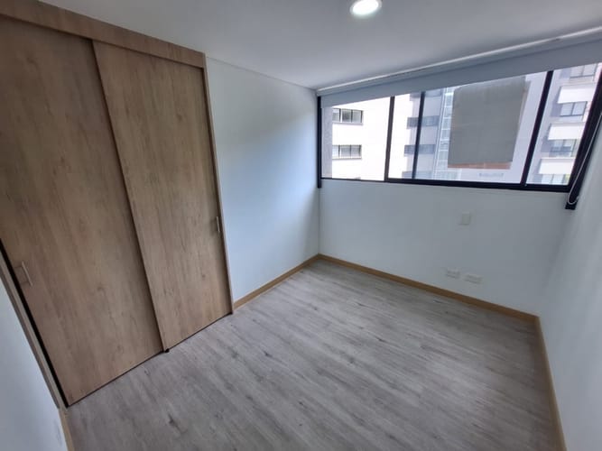 Apartamento de 3 alcobas en arriendo en El Poblado, Medellín, 75 m² · foto 11 de 15