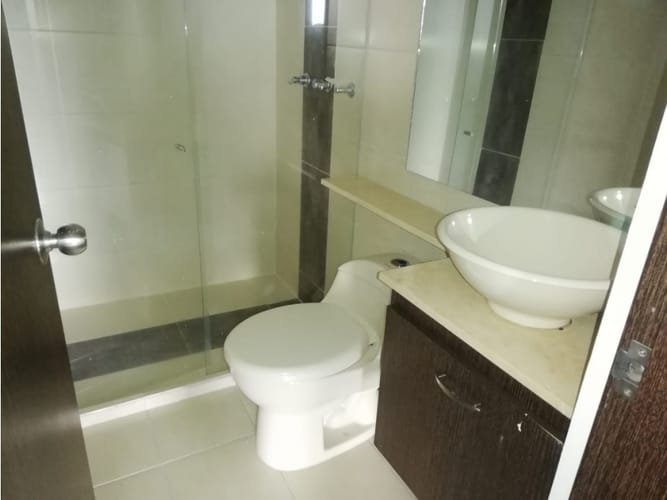 Apartamento de 3 alcobas en arriendo en Avenida 19 Norte, Armenia, 83 m² · foto 12 de 20
