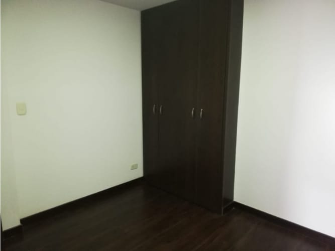 Apartamento de 3 alcobas en arriendo en Avenida 19 Norte, Armenia, 83 m² · foto 13 de 20