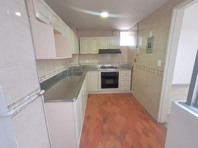 Apartamento de 3 alcobas en arriendo en Laureles, Medellín, 100 m² · foto 6 de 19