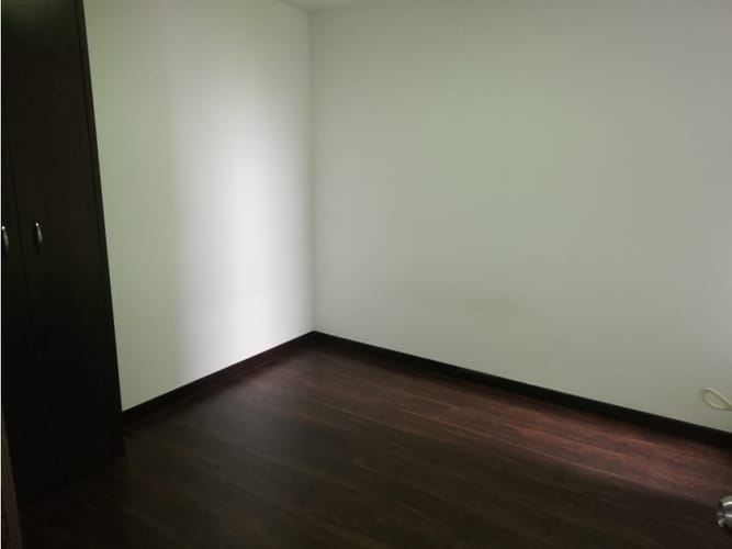 Apartamento de 3 alcobas en arriendo en Avenida 19 Norte, Armenia, 83 m² · foto 14 de 20