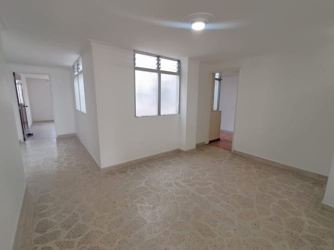 Apartamento de 3 alcobas en arriendo en Laureles, Medellín, 100 m² · foto 9 de 19