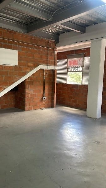 Bodega en arriendo en San Jose Obrero, Bello, 220 m² · foto 6 de 9