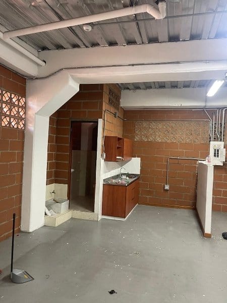 Bodega en arriendo en San Jose Obrero, Bello, 220 m² · foto 7 de 9