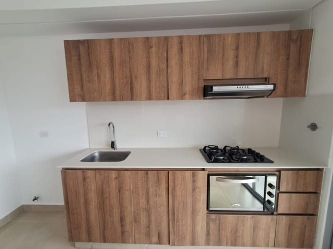 Apartamento de 3 alcobas en venta en Tres Esquinas, Sabaneta, 78 m² · foto 5 de 21
