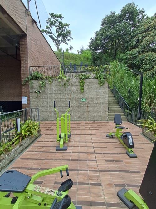 Apartamento de 3 alcobas en venta en Tres Esquinas, Sabaneta, 78 m² · foto 19 de 21