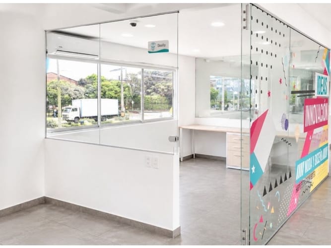 Oficina en arriendo en Cristo Rey, Medellín, 191 m² · foto 2 de 12