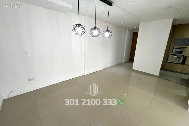 Apartamento de 4 alcobas en arriendo en Villagrande, Envigado, 190 m² · foto 3 de 24