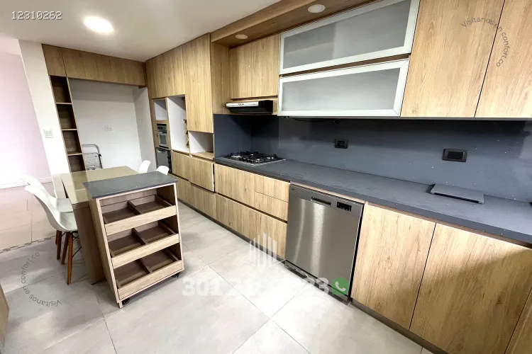 Apartamento de 4 alcobas en arriendo en Villagrande, Envigado, 190 m² · foto 9 de 24
