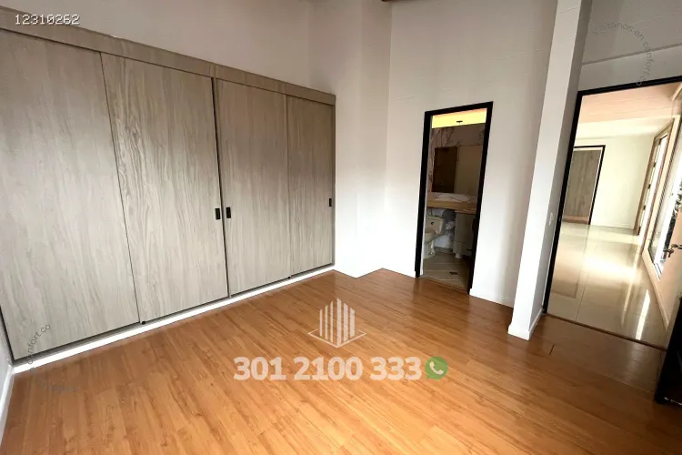 Apartamento de 4 alcobas en arriendo en Villagrande, Envigado, 190 m² · foto 19 de 24