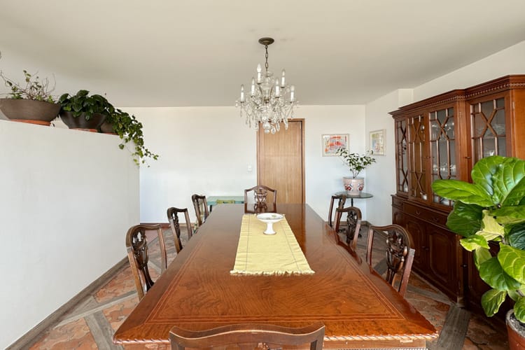 Apartamento de 3 alcobas en venta en Chico, Bogotá, 245 m² · foto 5 de 23