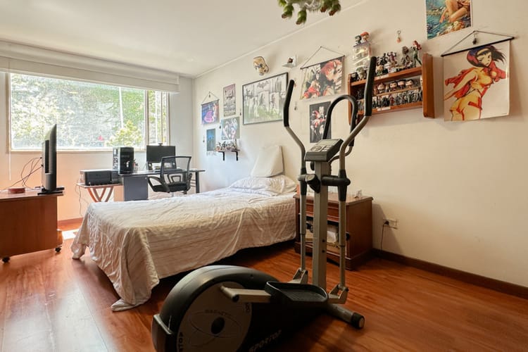 Apartamento de 3 alcobas en venta en Chico, Bogotá, 245 m² · foto 15 de 23