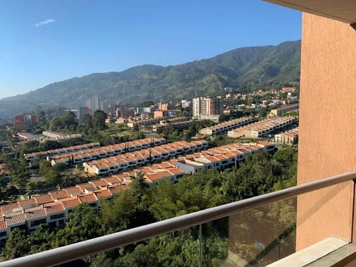 Apartamento de 2 alcobas en venta en Toledo, La Estrella, 60 m² · foto 9 de 15
