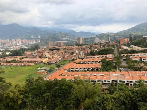 Apartamento de 2 alcobas en venta en Toledo, La Estrella, 60 m² · foto 11 de 15