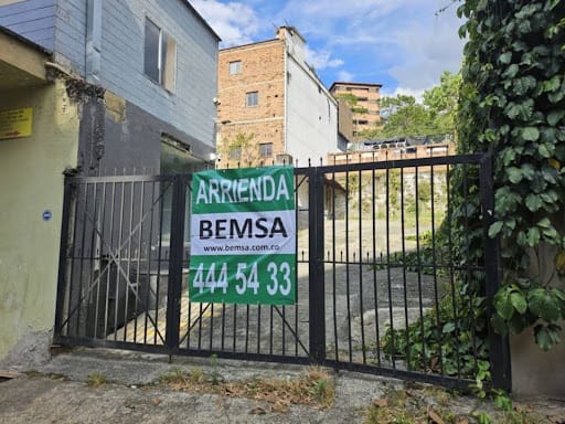 Local en arriendo en Manila, Medellín, 600 m² · foto 2 de 24