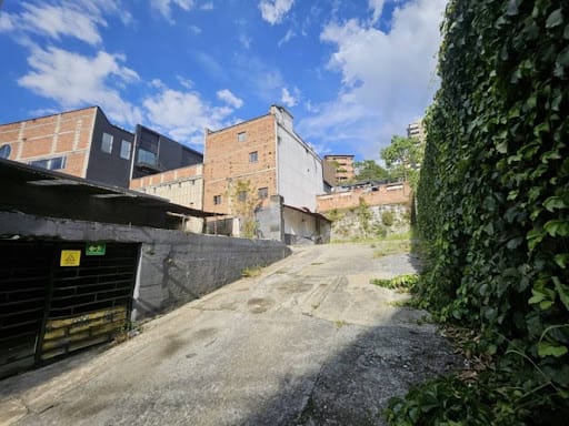 Local en arriendo en Manila, Medellín, 600 m² · foto 4 de 24