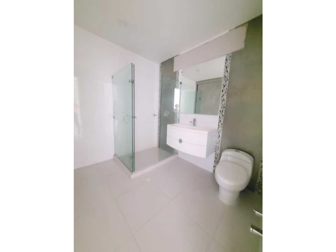 Casa de 5 alcobas en arriendo en Villa Santos, Barranquilla, 350 m² · foto 14 de 24