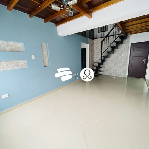 Apartamento de 4 alcobas en venta en Altamira, Medellín, 74 m² · foto 2 de 9