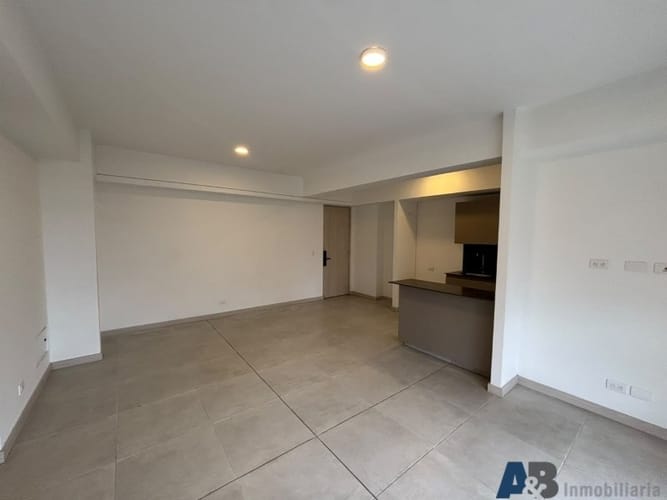 Apartamento de 3 alcobas en arriendo en Otraparte, Envigado, 90 m² · foto 5 de 17