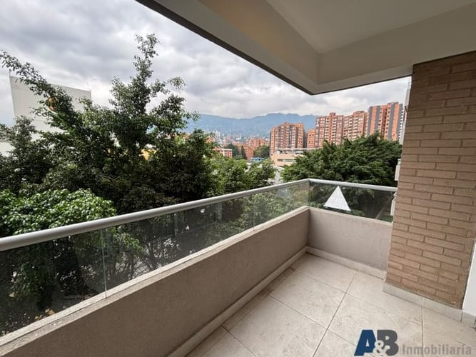 Apartamento de 3 alcobas en arriendo en Otraparte, Envigado, 90 m² · foto 7 de 17