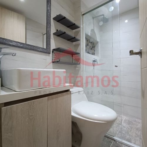 Apartamento de 3 alcobas en arriendo en Boston, Medellín, 56 m² · foto 5 de 18