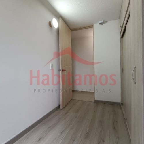 Apartamento de 3 alcobas en arriendo en Boston, Medellín, 56 m² · foto 7 de 18