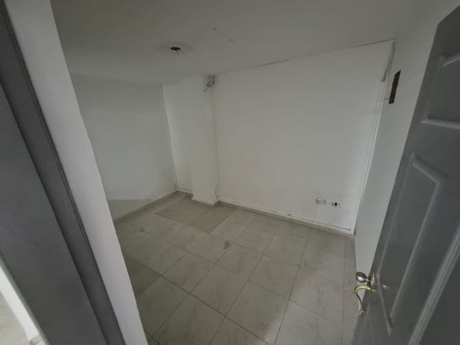Bodega en arriendo en San Miguel, Bucaramanga, 500 m² · foto 4 de 16