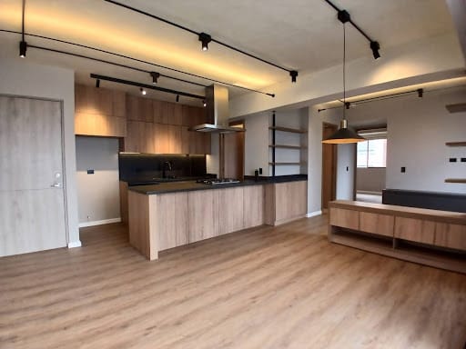 Apartamento de 2 alcobas en arriendo en Ciudad Del Río, Medellín, 74 m² · foto 2 de 17