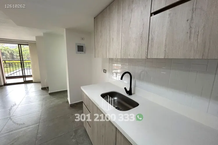 Apartamento de 3 alcobas en arriendo en Mugá, Envigado, 94 m² · foto 8 de 24