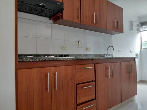 Apartamento de 2 alcobas en arriendo en Patio Bonito, Medellín, 70 m² · foto 3 de 19
